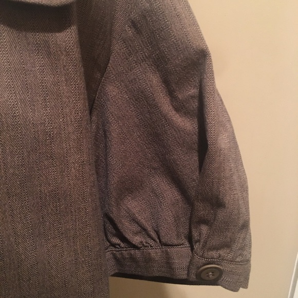 Sandy Brown Crop Blazer - Picture 4 of 5